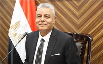 رئيس جامعة جنوب الوادي يعلن عن قرارى وزارى بالتجديد لثمانى مدراء عموم  