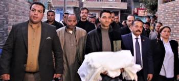 بسبب ركن سيارة.. «الكفن» ينهي خصومة ثأرية بين عائلتين بشبين القناطر في القليوبية| صور