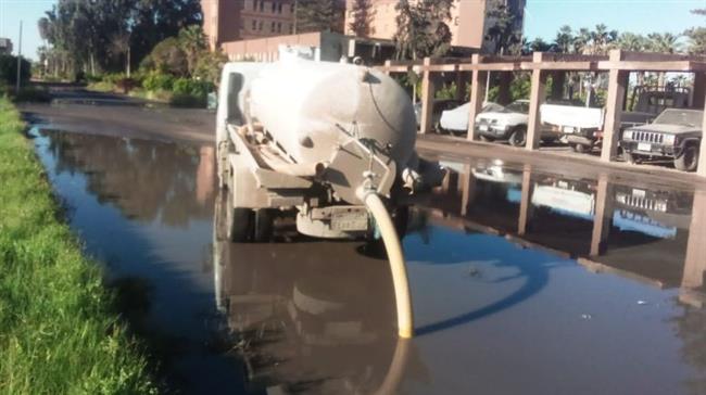 محافظ الإسكندرية: استمرار رفع درجة الطوارئ للتعامل مع مياه الأمطار