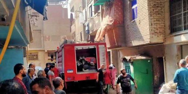 الحماية المدنية بالمنيا تسيطر على حريق منزل تسبب في إنهيار سقف