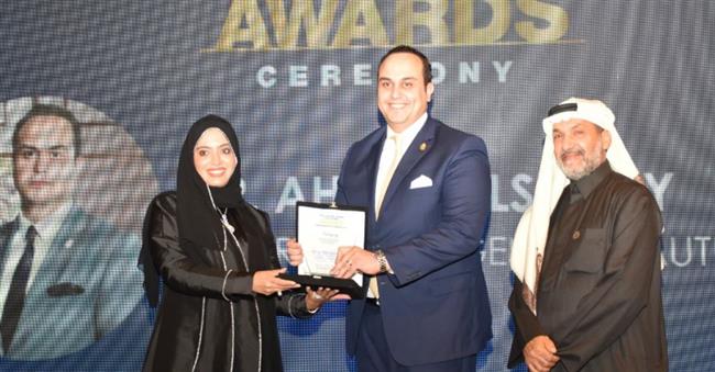 اتحاد المستشفيات العربية يمنح الدكتور أحمد السبكي جائزة قائد التغيير لمستقبل الرعاية الصحية