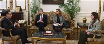   رئيس الوزراء يلتقي السفير الإيطالي بمصر لاستعراض عدد من مجالات التعاون الجديدة المقترحة