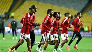 الشوط الأول: المصرى والأهلي يتعادلان سلبيا في شوط بطله الأمطار