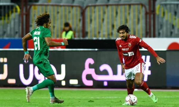 الأهلى يتعادل سلبيا مع المصري بالدوري