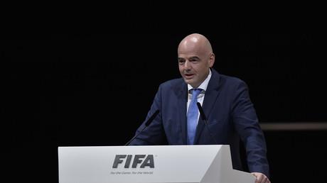 رئيسا الفيفا والكاف يصلان إلى الرباط لحضور قرعة كأس العالم للأندية