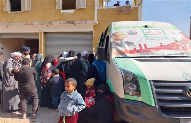 الكشف الطبي على 1195 مواطنًا في قافلة طبية مجانية بنجع حمادي