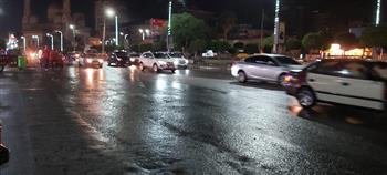   أمطار غزيرة على مدينة المنصورة وانخفاض شديد في درجات الحرارة
