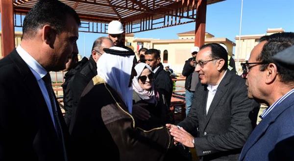 رئيس الوزراء يتفقد أعمال تطوير وحدات الإسكان التعاوني بالعريش بمحافظة شمال سيناء