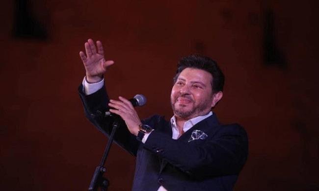 هانى شاكر يحيى حفل عيد الحب فى لبنان