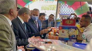 التموين: مستمرون في توفير السلع بأسعار مخفضة