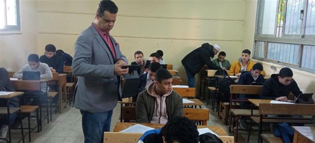 تعليم القليوبية: إجراءات صارمة لتأمين إجابات طلاب صفوف النقل داخل الكنترولات