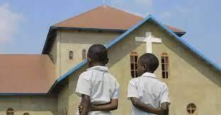   مقتل 5 في هجوم بقنبلة على كنيسة في شرق الكونغو