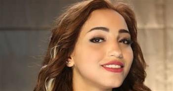 نغم صالح تطلق فيديو كليب «عالم افتراضي»