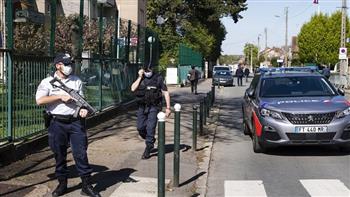   باريس.. بدء التحقيق في "محاولات قتل" بعد حادث طعن في محطة للقطار