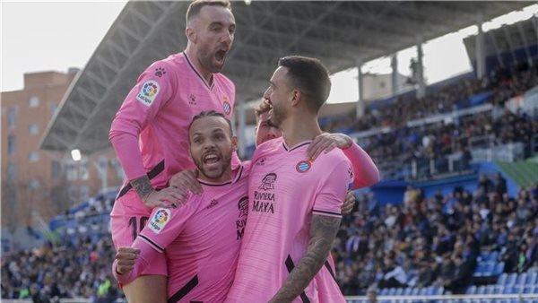 إسبانيول يفوز على خيتافي 2-1 في الليجا الإسبانية