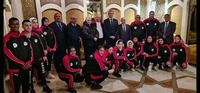 سفير مصر بسوريا يزور بعثه منتخب مصر لرفع الأثقال