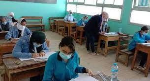   محافظ شمال سيناء يتفقد امتحانات الشهادة الإعدادية والصف الأول الثانوي