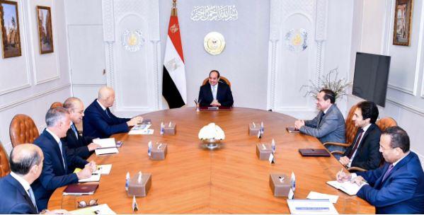 الرئيس السيسي بوجه بتوسيع البحث بالتنسيق بين وزارة البترول وإيني الإيطالية