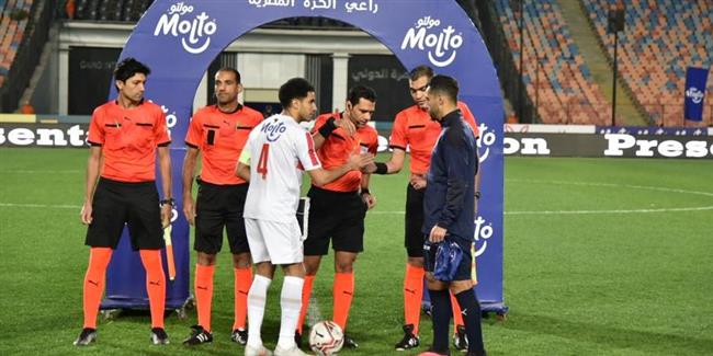 بالصور| الزمالك يحيى ذكرى الـ 20 شهيدت بالكشافات المضيئة   