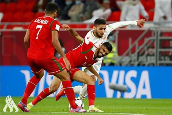 المنتخب العُماني يحجز بطاقة التأهل الثانية ويلاقي نظيره العراقي بنهائي خليجي 25