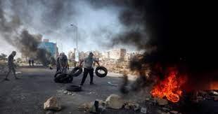   نابلس تحترق.. مواجهات عنيفة مع قوات الاحتلال الإسرائيلي بسبب قبر يوسف