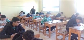   انتظام ٢٦٥٥٥ طالب وطالبة بامتحانات الشهادة الإعدادية بالإسماعيلية
