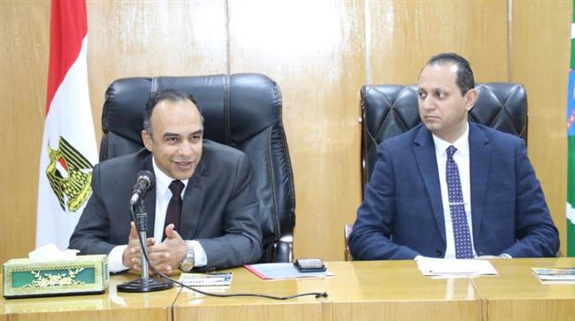 نائب محافظ المنيا يناقش خطة المحافظة الشاملة لمواجهه الأزمات والأخطار الناتجة عن السيول