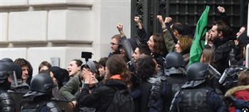  إضراب واسع فى فرنسا احتجاجا على رفع سن التقاعد إلى 64 عاما