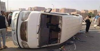   5 مصابين فى حادث انقلاب ميكروباص بمدينة 6 أكتوبر