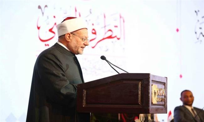 مفتى الجمهورية: بناء الوعى بأهمية الأسرة من أهم ثوابت عمل دار الإفتاء