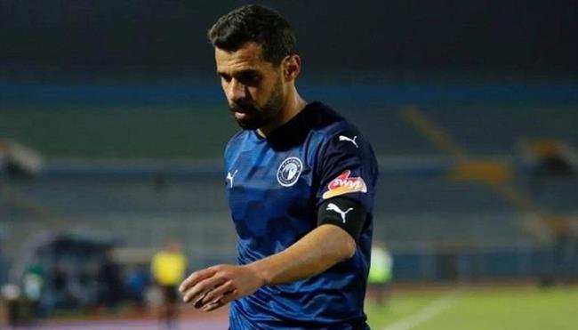 أزمة بين عبد الله السعيد وبيراميدز واللاعب على أعتاب الزمالك