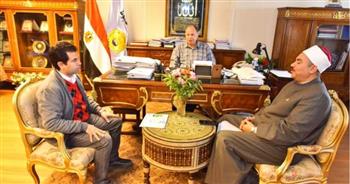   محافظ أسيوط يناقش مع أمين بيت العائلة استئناف جلسات وفعاليات "الحوار الوطني من أجل مصر" 