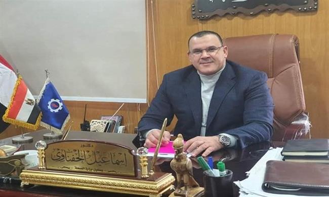 الحفناوى يتفقد مقر اللجان الطبية التخصصية بالسويس