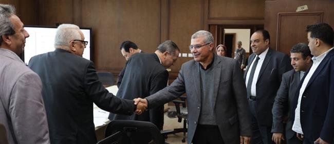 رئيس جامعة الزقازيق يستقبل وفد اللجنة المشكلة من المجلس الأعلى للجامعات الأهلية 