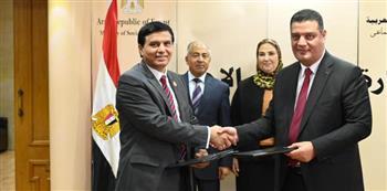 حزب حماة الوطن يوقع بروتوكول تعاون مع وزارة التضامن لتدريب وتأهيل المرأة المعيلة لسوق العمل