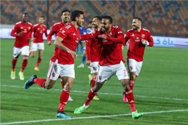 كهربا يقود هجوم الأهلى أمام الزمالك 