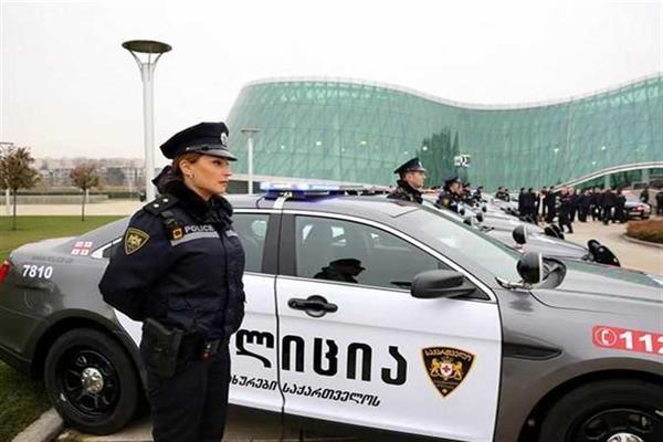 جورجيا.. مسلح يقتل خمسة أشخاص من شرفته ثم ينتحر