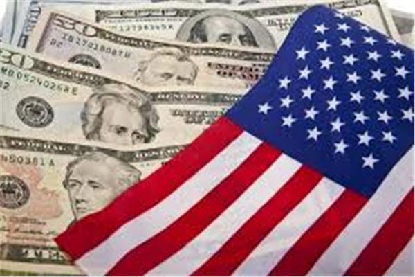 خبير اقتصادي: ارتفاع الديون الأمريكية عملية سياسية أكثر منها مالية