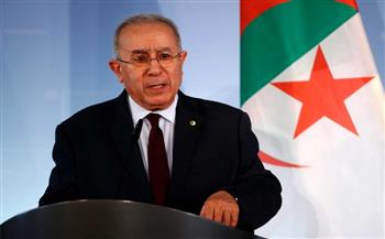   وزير الخارجية الجزائري يبحث مع مسؤولة أمريكية آفاق تعزيز الحوار الاستراتيجي والتعاون الاقتصادي
