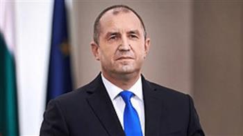   الرئيس البلغاري يدعو إلى وقف تزويد كييف بالأسلحة