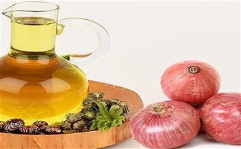 زيت البصل.. يعالج التساقط ويعزز نمو الشعر