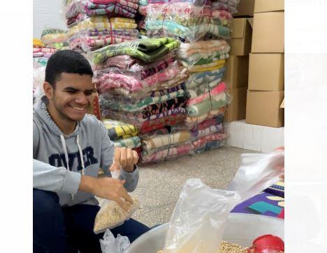 الجامعة الألمانية تقيم يوم خيري لطلاب علشانك يا بلدي  في أطفيح