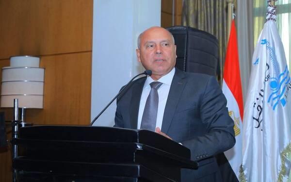 كامل الوزير يكشف حقيقة وجود صناديق خاصة بالنقل والسكة الحديد