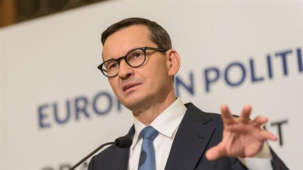 رئيس الوزراء البولندي: سنسلم دبابات ليوبارد إلى أوكرانيا دون موافقة ألمانيا إذا لزم الأمر