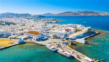   جزيرة ميكونوس.. أهم وجهات اليونان السياحية الساحرة