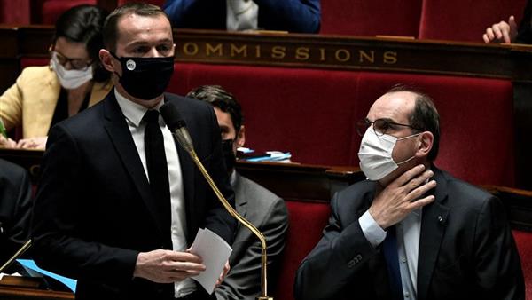 الحكومة الفرنسية تعرض خطتها لإصلاح نظام التقاعد على اجتماع مجلس الوزراء