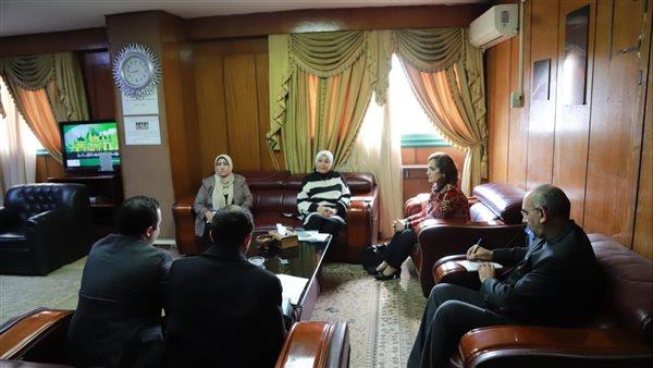 وزارة الشباب تعقد اجتماعا تنسيقيًا مع اللجنة الوطنية لمكافحة ومنع الهجرة غير الشرعية