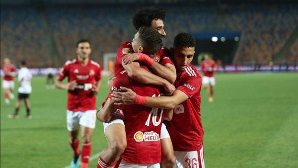 الأهلى  يتقدم على البنك الأهلي بهدف نظيف في الشوط الأول