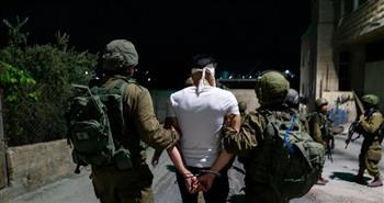   الاحتلال يعتقل 4 فلسطينيين في شمال الضفة.. ويقتحم منطقة "الظهر" في الخليل
