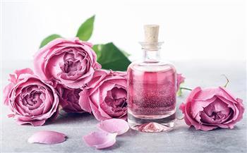 ماء الورد للشعر.. فوائد واستخدامات عديدة